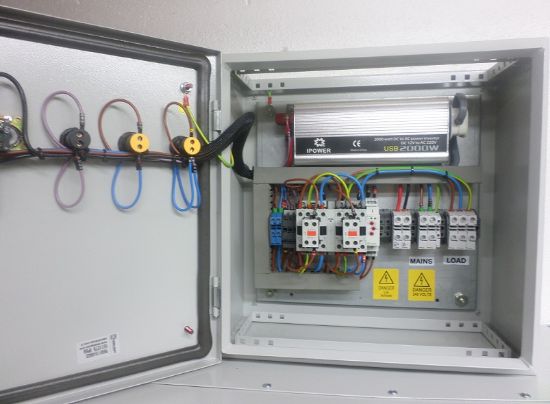 Picture of Inverter Changeover Panel 12v D/c 1500w